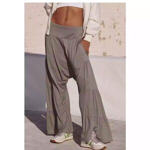New w Tags Free People Movement Stay Low Harem Pants LARGE in Stone